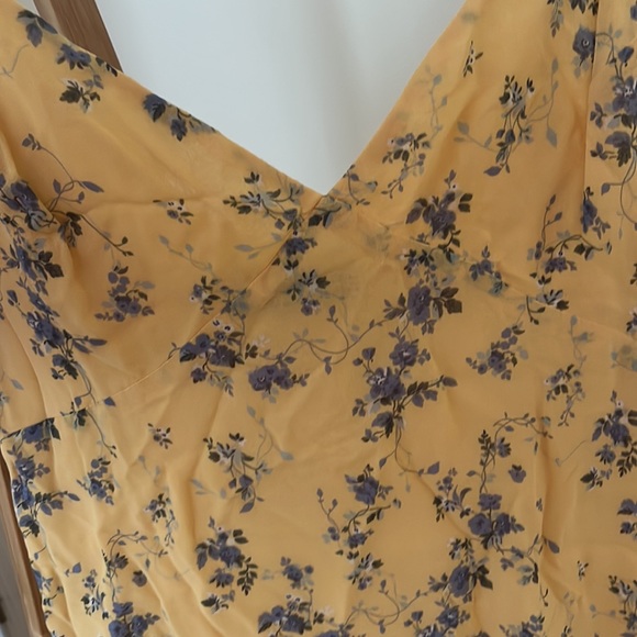 Reformation Bell Mini Dress - Picture 8 of 8